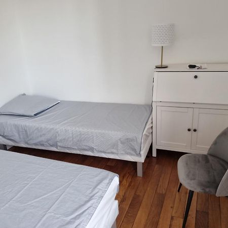 Face Chateau St Germain En Laye, Appartement 4 A 6 Personnes, 23 Min De Paris Champs-Elysees Saint-Germain-en-Laye ภายนอก รูปภาพ