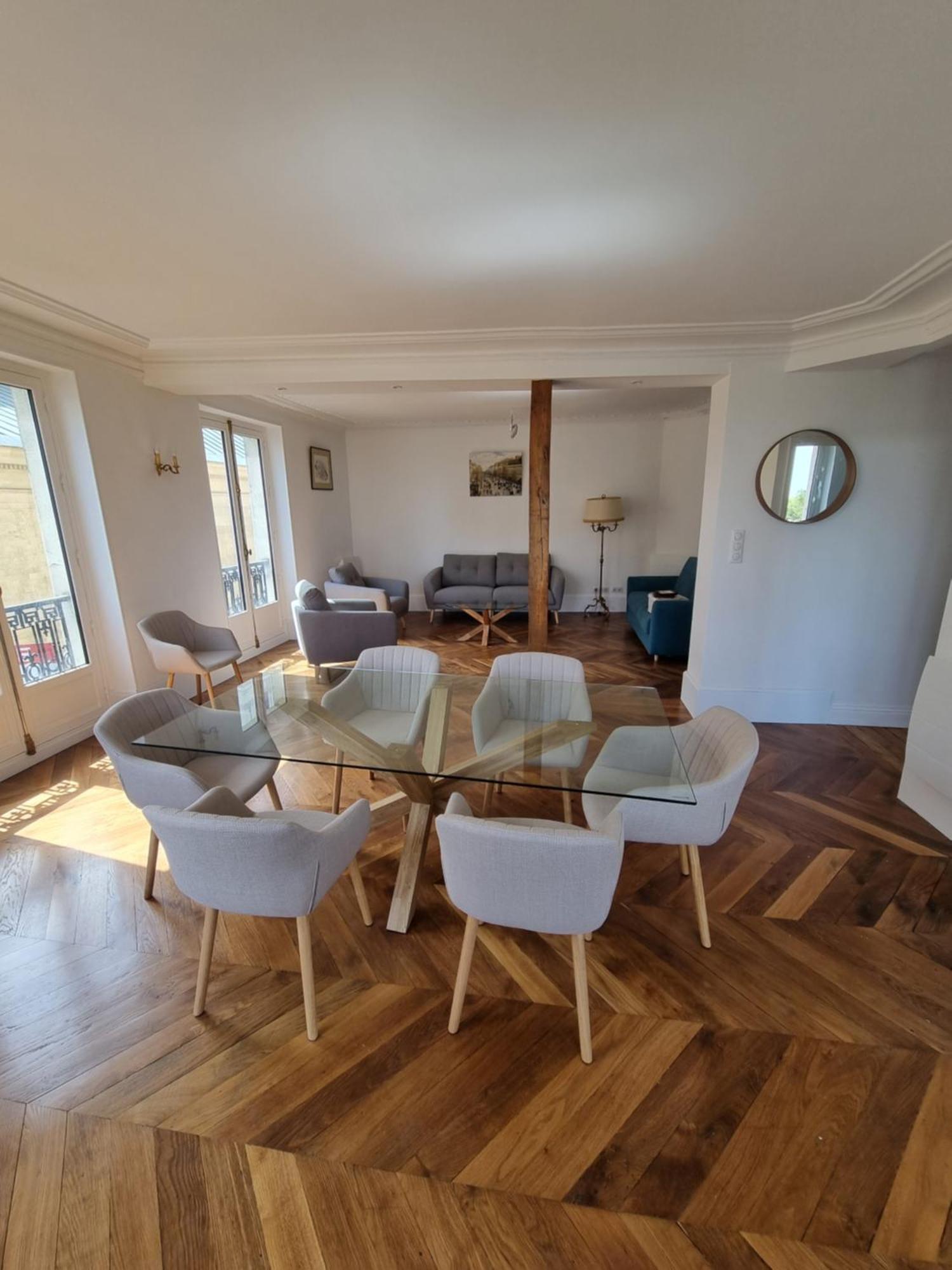 Face Chateau St Germain En Laye, Appartement 4 A 6 Personnes, 23 Min De Paris Champs-Elysees Saint-Germain-en-Laye ภายนอก รูปภาพ
